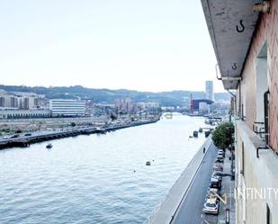 Vista exterior de Pis de lloguer en Bilbao  amb Calefacció