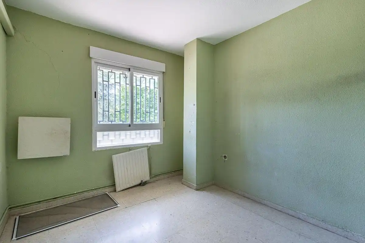 Piso en venta en Camino Bajo de Huétor, 19, Cervantes