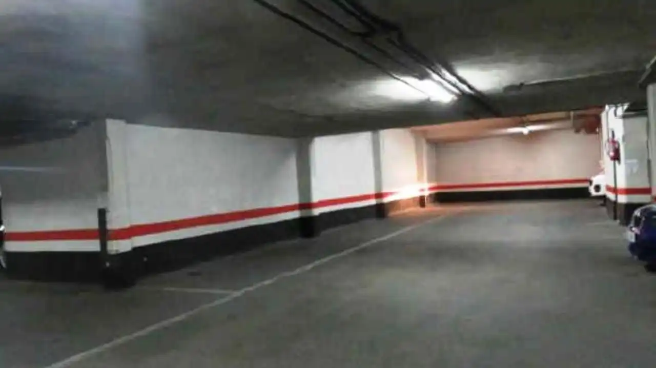 Einzelparkplatz zum Verkauf in Mungia, imagen 3