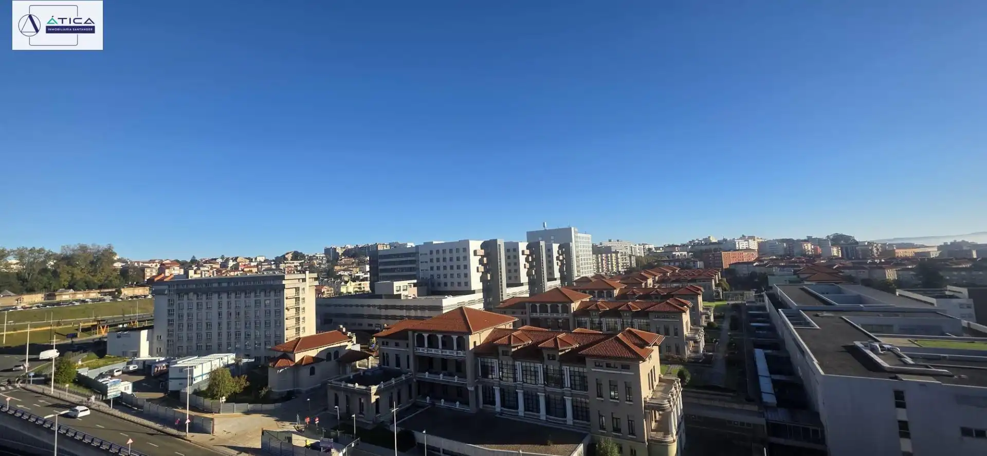 Piso con ascensor en venta en Avenida de Valdecilla, imagen 2