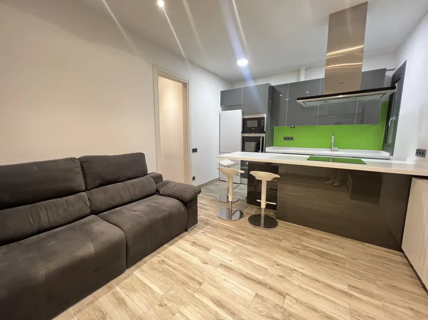 Cocina de Piso en venta en Barcelona con Calefacción, Parquet y Balcón