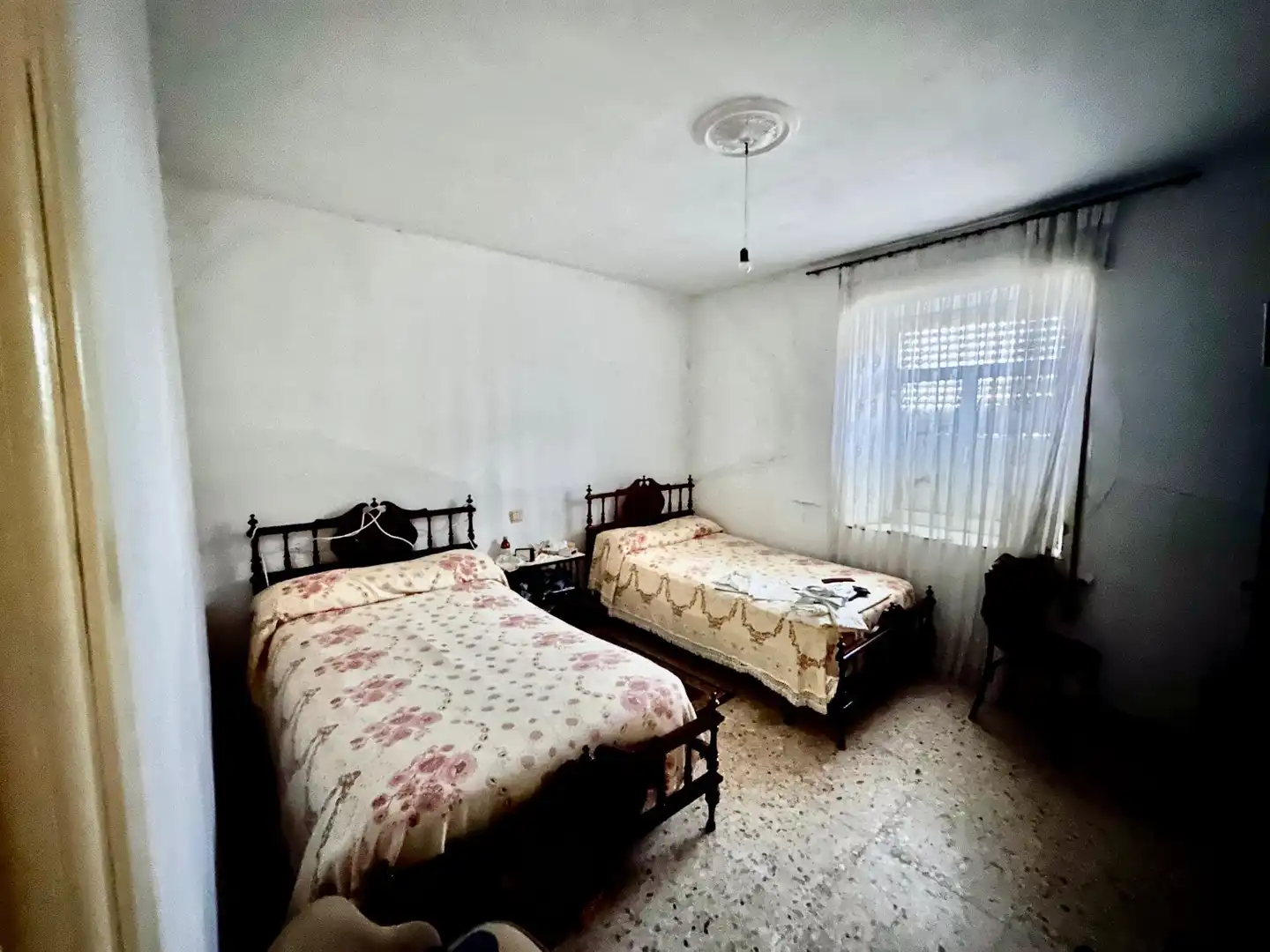 Dormitori de Casa adosada en venda en Riego de la Vega amb Calefacció, Terrassa i Balcó