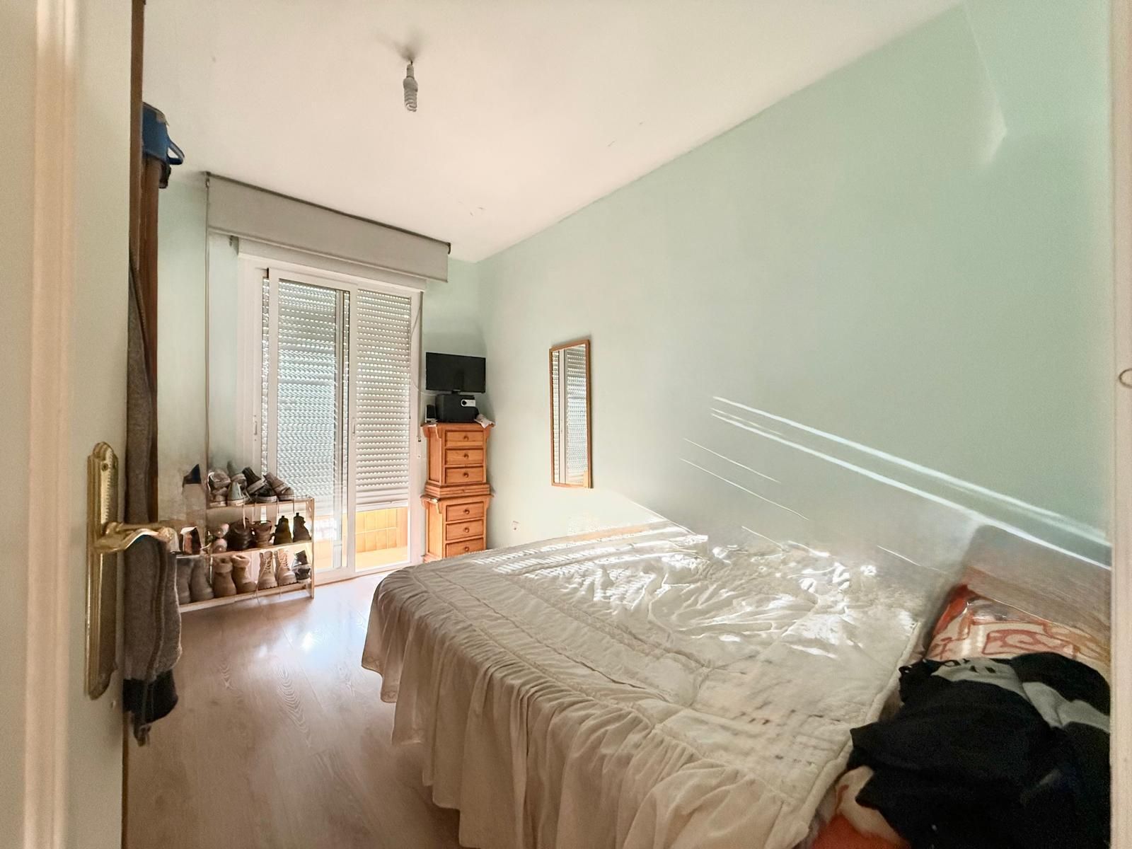 Bedroom of Flat for sale in  Madrid Capital  with Heating and Furnished