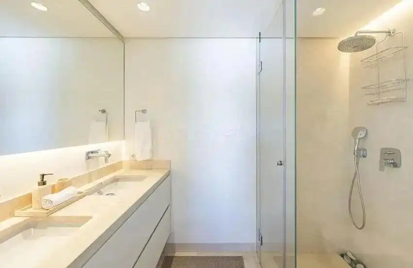 Bathroom of Attic for sale in Marbella  with Air Conditioner, Heating and Private garden