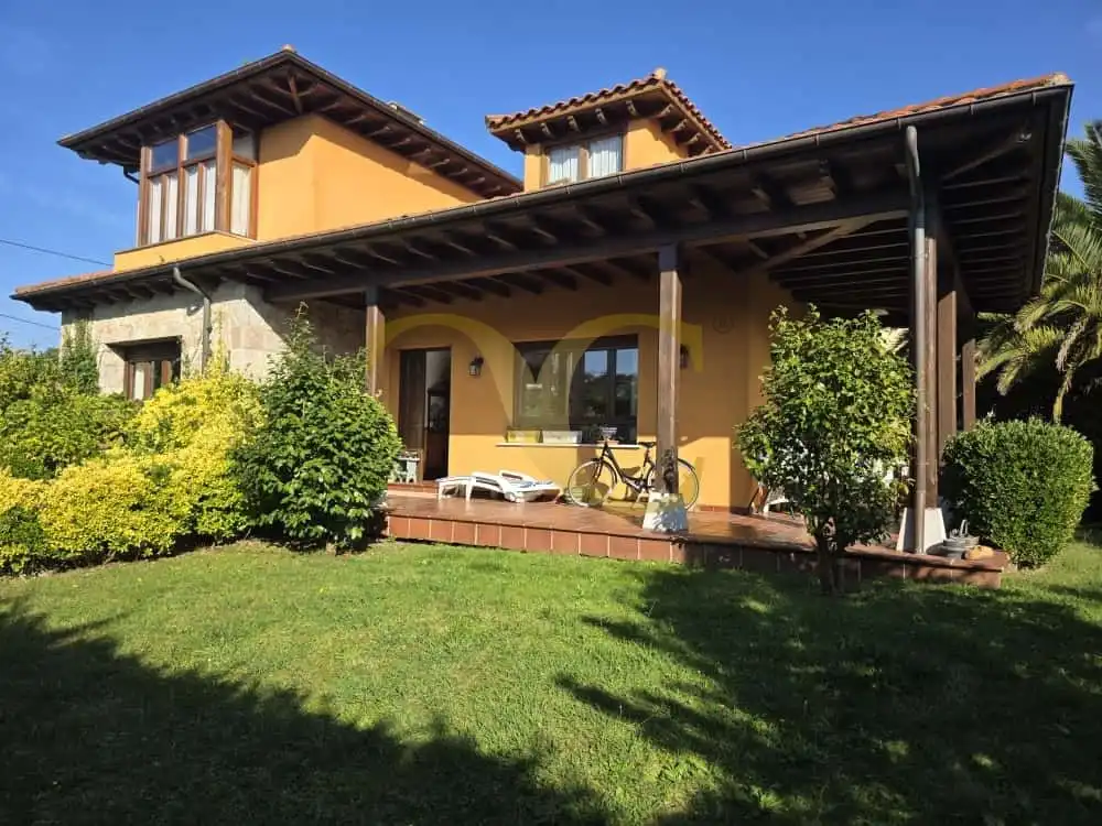Casa o xalet en venda a Póo, Celorio - Poó - Parres