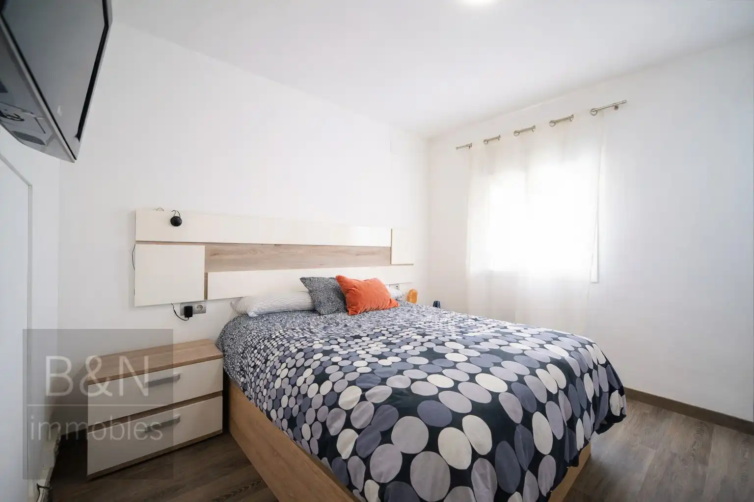 Dormitori de Pis en venda en Terrassa amb Aire condicionat, Calefacció i Terrassa