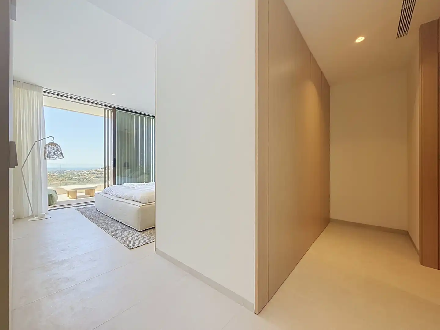 Bedroom of Apartments for sale in Benahavís  with Air Conditioner, Terrace and Storage room