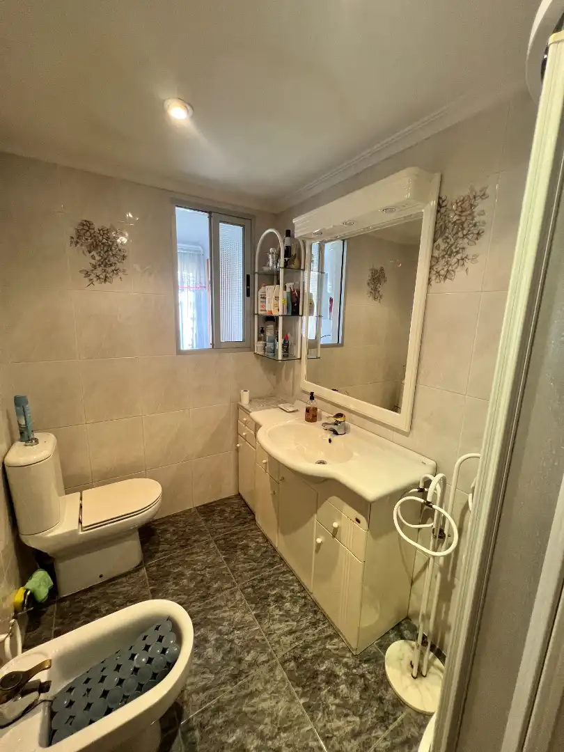 Bathroom of Flat for sale in Sagunto / Sagunt  with Air Conditioner, Heating and Balcony