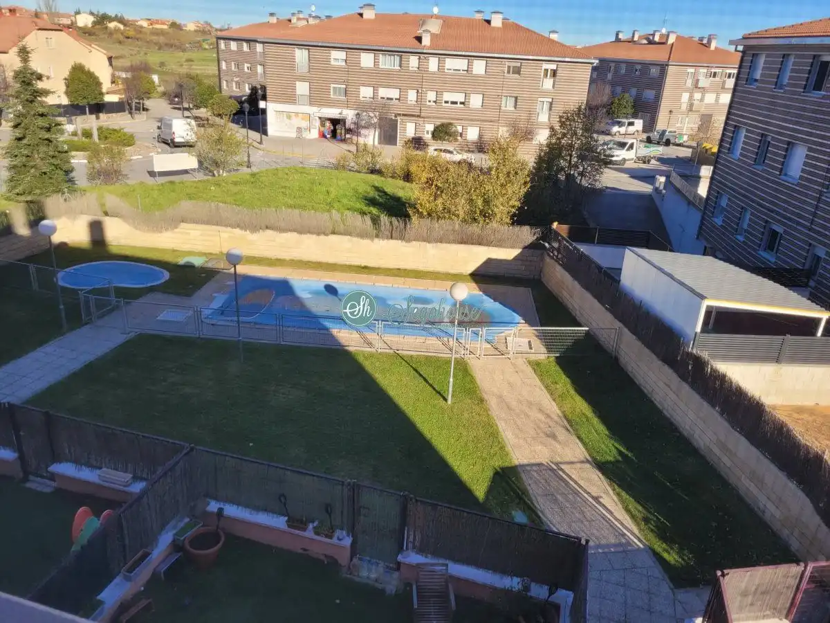 Swimming pool of Flat for sale in Palazuelos de Eresma  with Heating, Storage room and Community pool