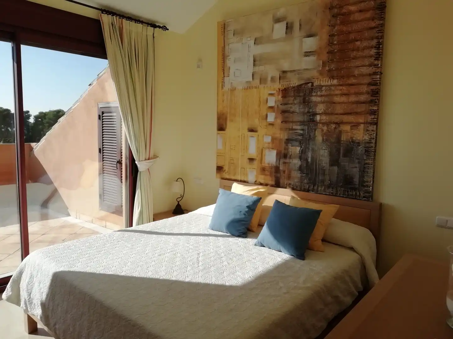 Schlafzimmer von Maisonette zum Verkauf in Marbella mit Klimaanlage, Terrasse und Abstellraum