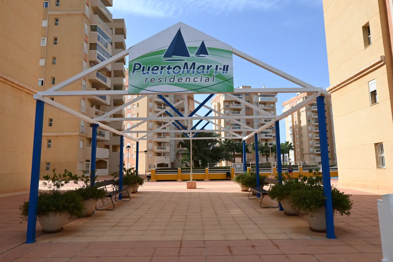 Exterior view of Garage for rent in La Manga del Mar Menor
