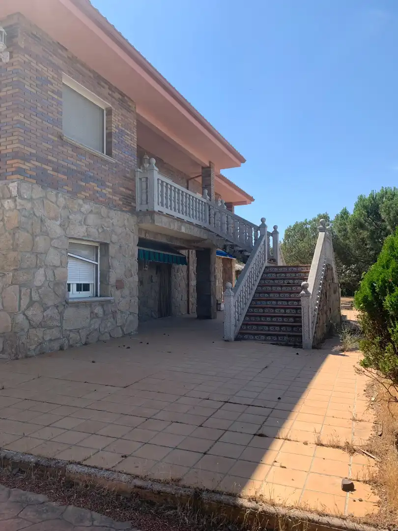 Chalet con terraza en venta en Calle la Fuente, imagen 4