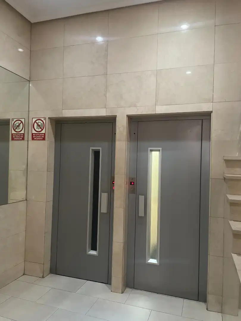 Piso en venta en Madrid con Calefacción, Parquet y Balcón
