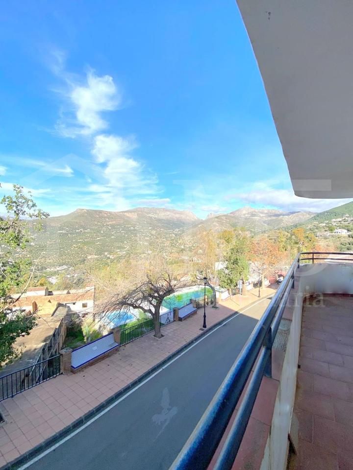 Planta baja en venta en Alcaucín