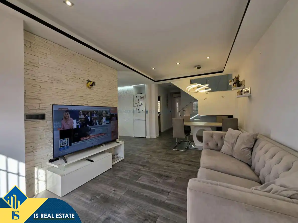 Villa mit Pool zum Verkauf in Nueva Torrevieja - Aguas Nuevas, imagen 4