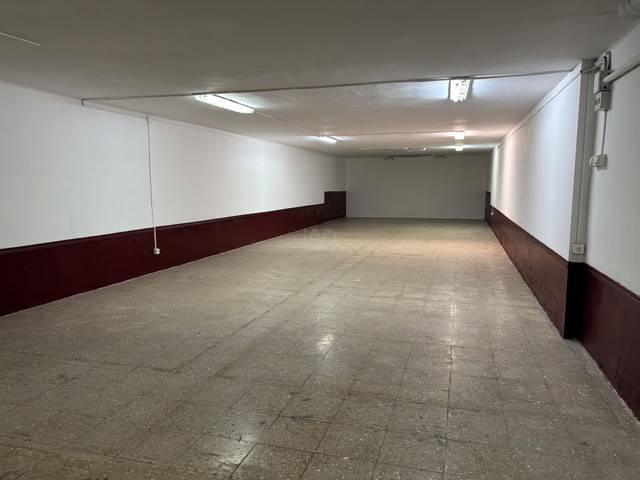Local comercial en Alquiler en El Congrés i els Indians