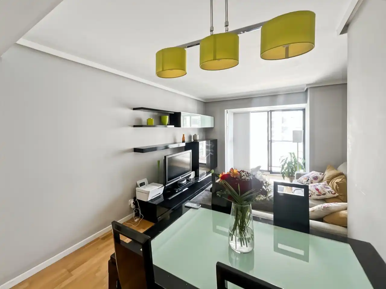 Living room of Flat for sale in Madrid  with Air Conditioner, Heating and Storage room