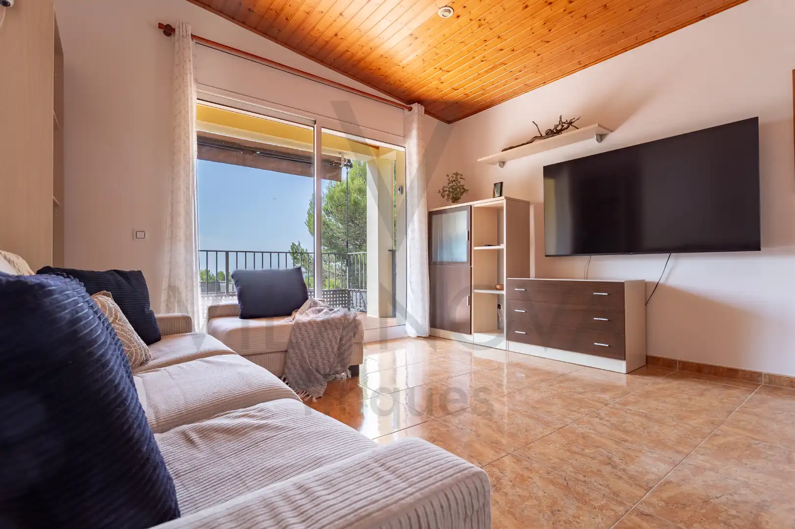 Sala de estar de Casa o chalet en venta en Cabra del Camp con Aire acondicionado, Calefacción y Jardín privado