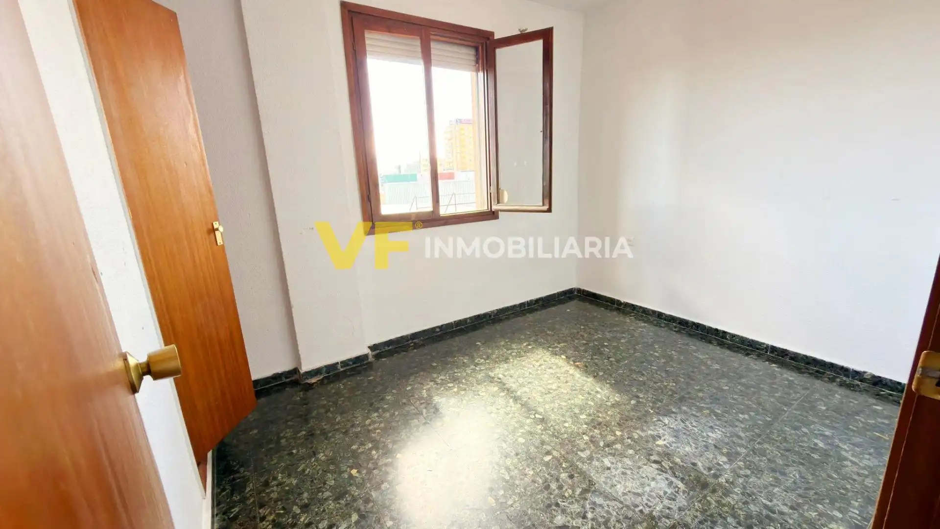 Dormitori de Pis en venda en Málaga amb Balcó i Piscina comunitària