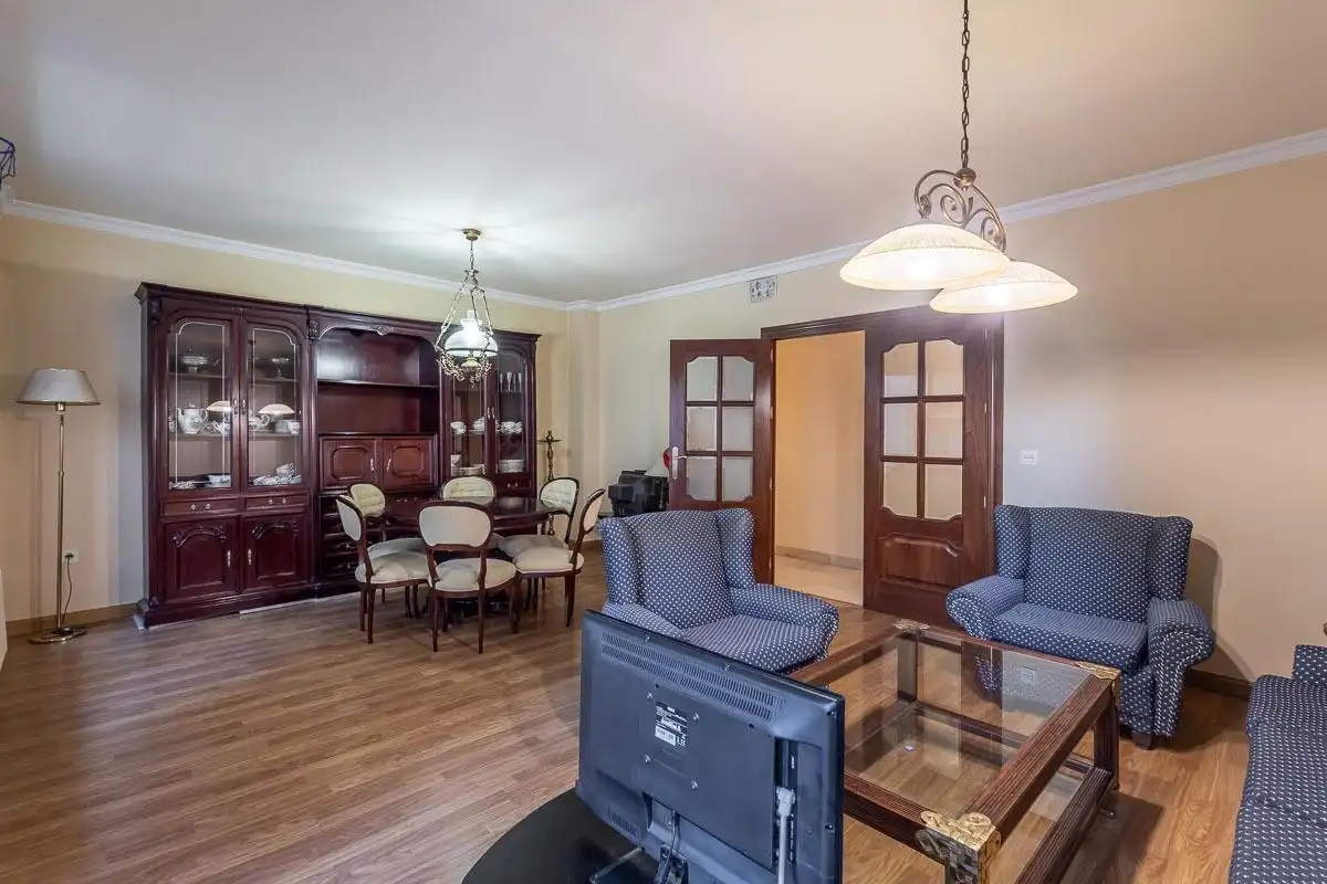 Flat with terrace to rent in Ronda, imagen 4