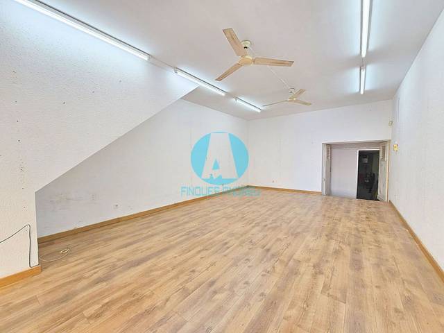 Local comercial en Alquiler en Centre