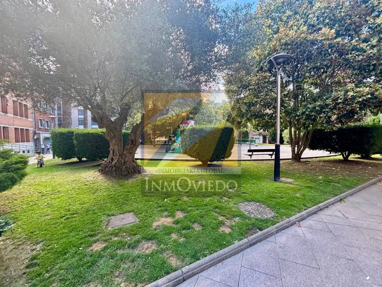 Piso en venta en Calle Ramón y Cajal, La Villa - Bazuelo
