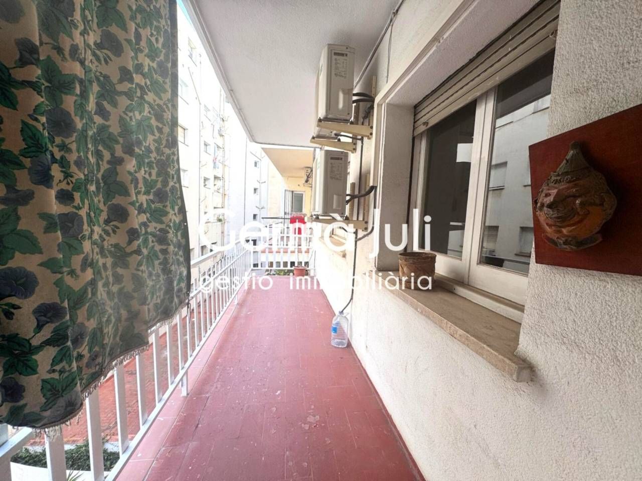 Exterior view of Flat for sale in Badalona  with Air Conditioner and Balcony