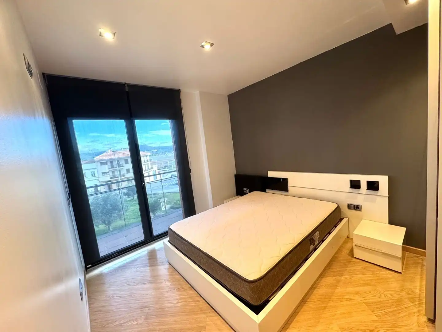 Piso con ascensor en venta en PLAÇA CATALUNYA 9 2º2ª, imagen 2