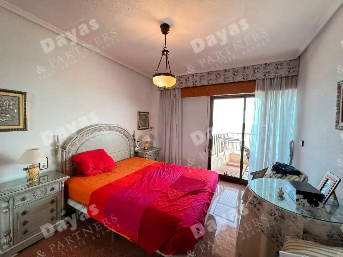 Bedroom of Flat for sale in Torrevieja  with Terrace and Furnished