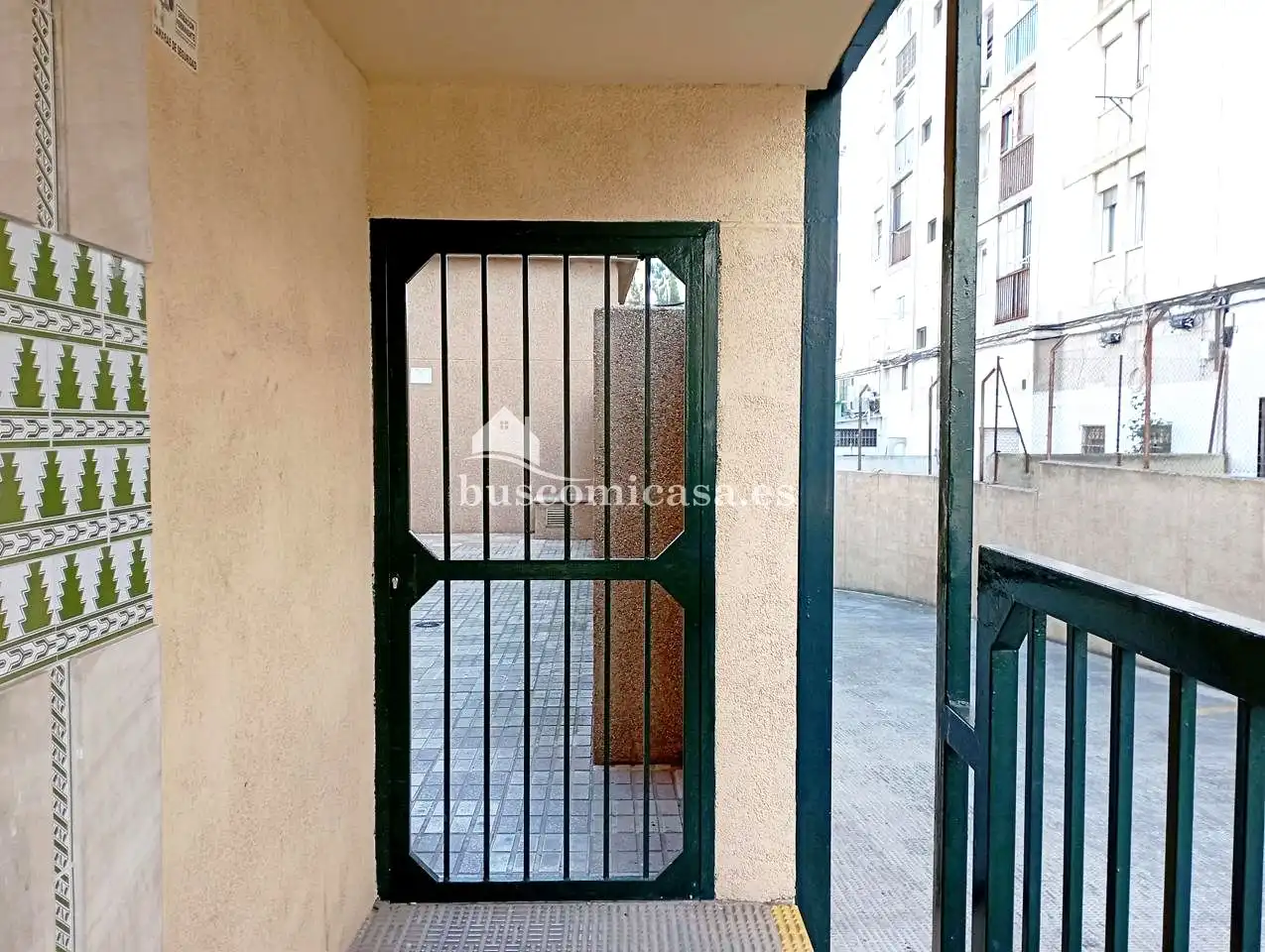 Vista exterior de Garaje en venta en Jaén