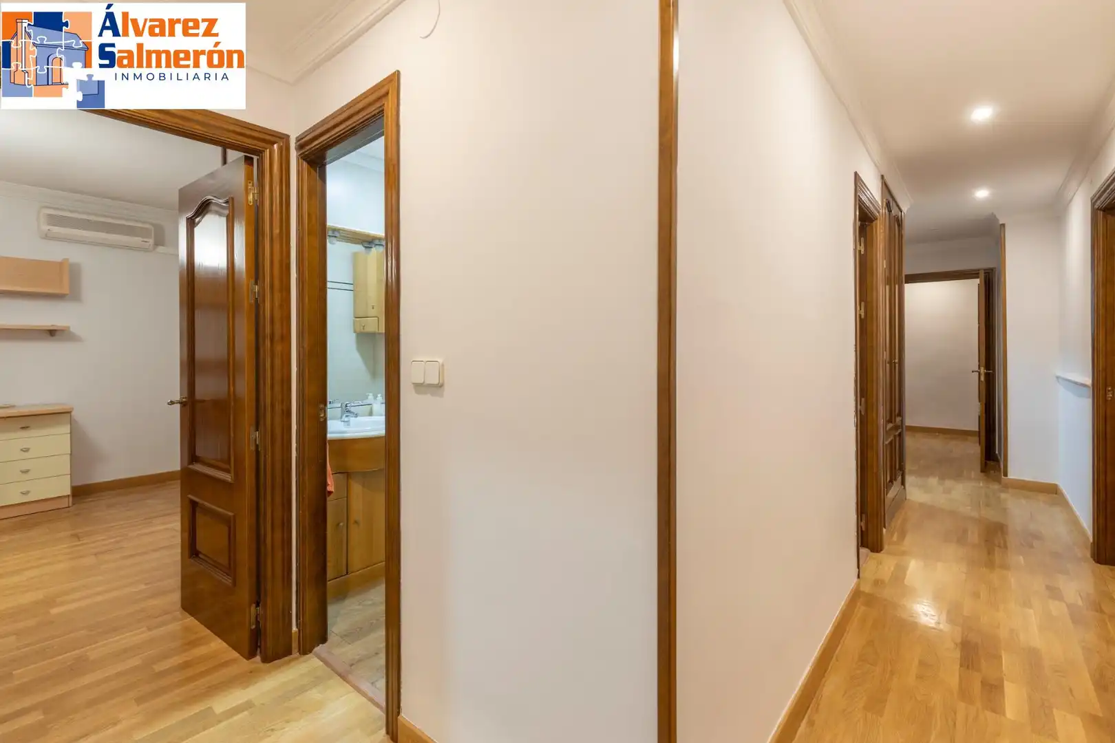 Piso en venta en Calle CARRIL DEL PICON, Centro - Sagrario