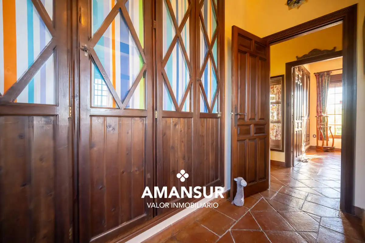 Chalet con piscina en venta en Avenida del Almendro, imagen 69