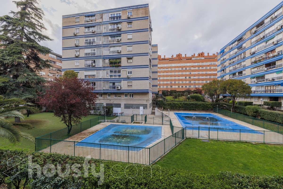 Flat for sale in Calle de Seco, Adelfas