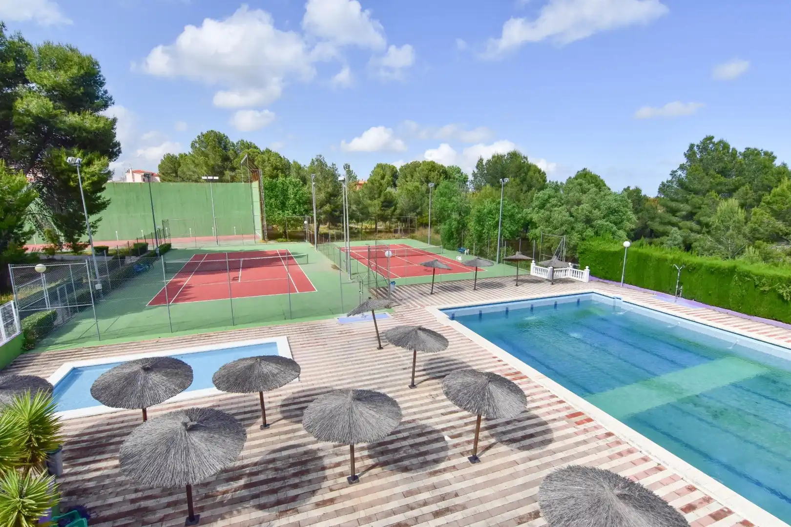 Piscina de Casa o chalet en venta en Benifaió con Aire acondicionado, Jardín privado y Terraza