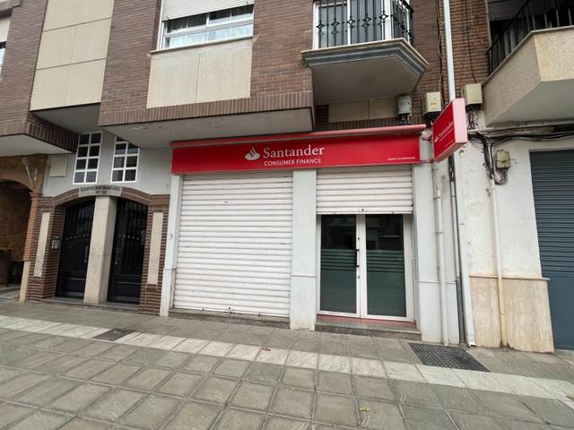 Local comercial en Alquiler en Avenida BUENOS AIRES, 32 en Guadix