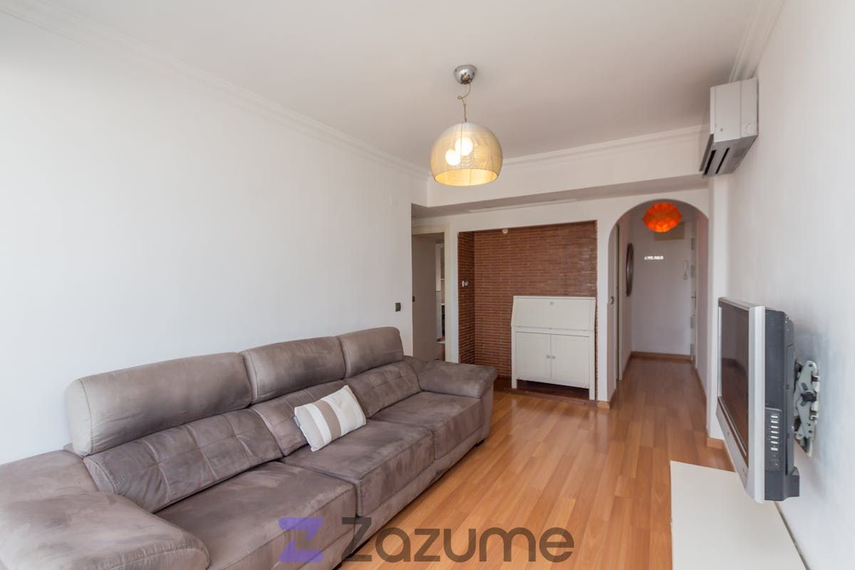 Pis de lloguer a C. Eugenio Gross, Los Castillejos - La Trinidad