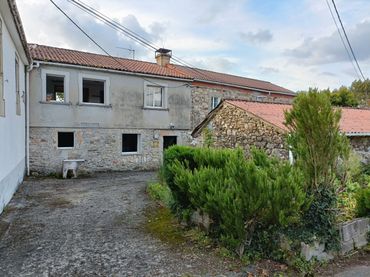 Casa a schiera con giardino in vendita a Avenida Lugo