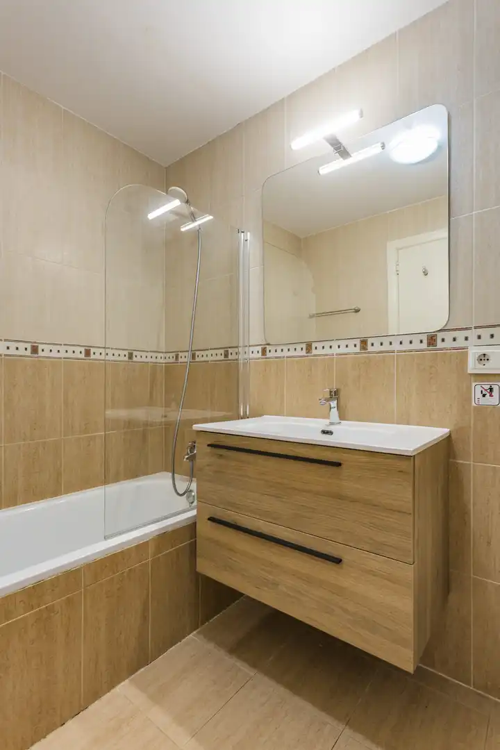 Apartamento con terraza en venta en Calahonda, imagen 11