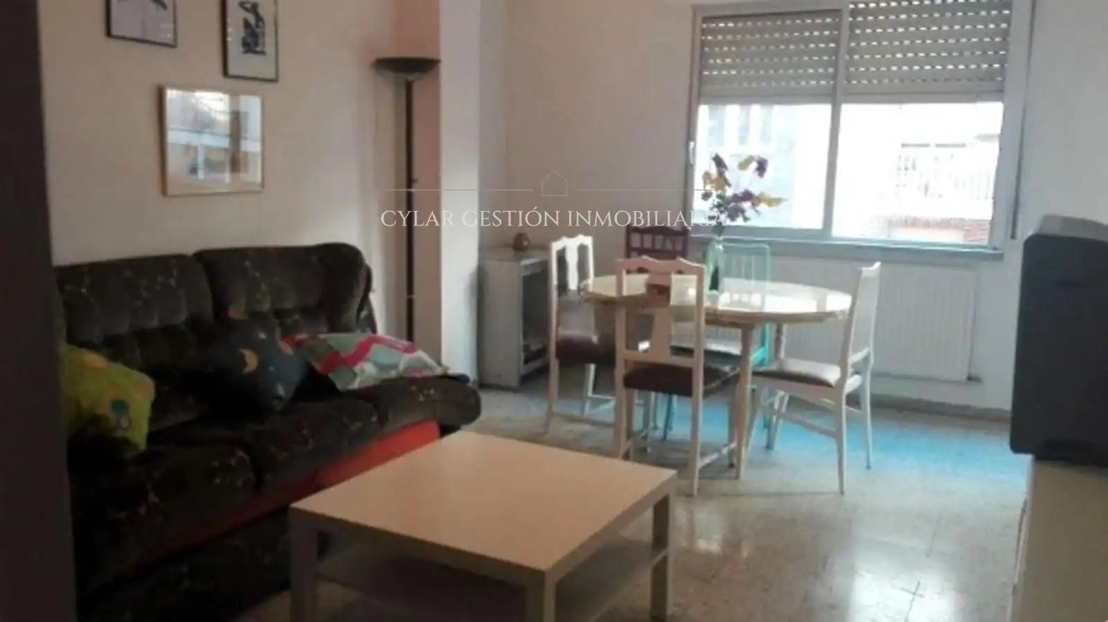 Living room of Flat for rent in Salamanca  with Heating, Terrace and Furnished