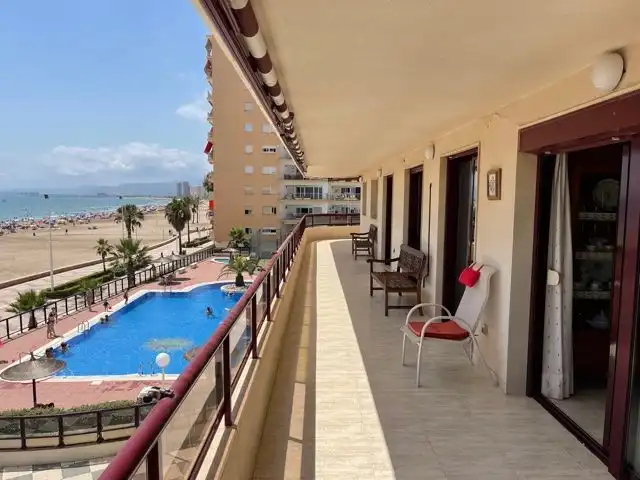 Appartement compact avec piscine à vendre à Avinguda Alacant 13