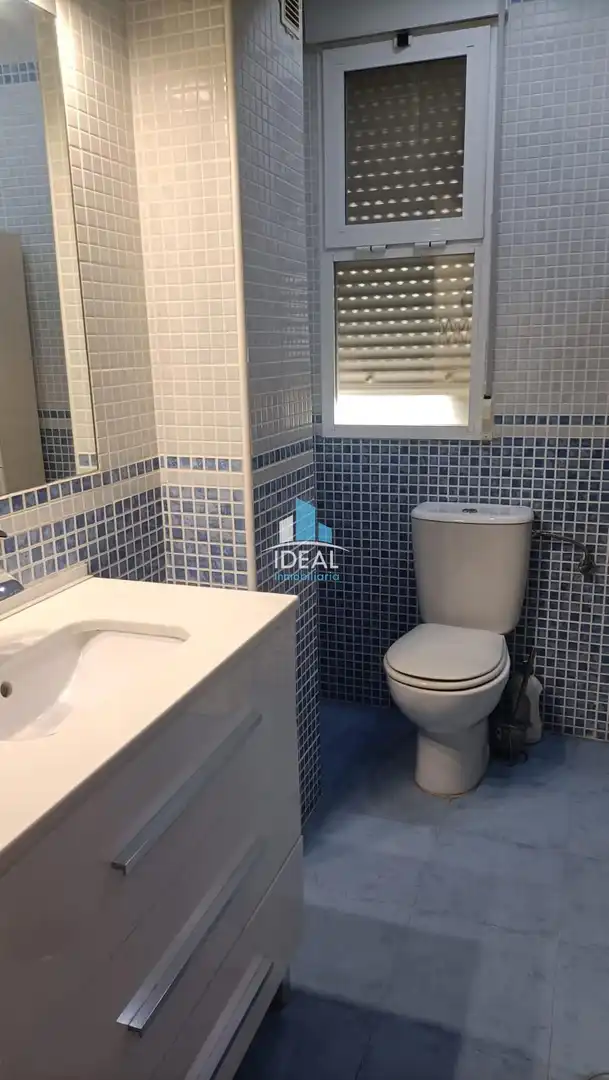 Bathroom of Attic for sale in Don Benito  with Air Conditioner, Heating and Terrace