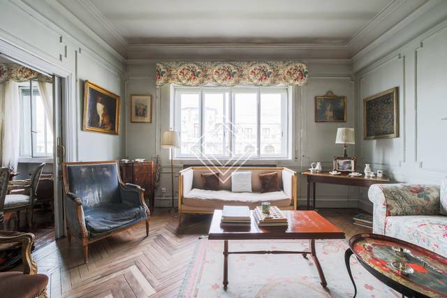 Piso en Venta en Ríos Rosas - Nuevos Ministerios