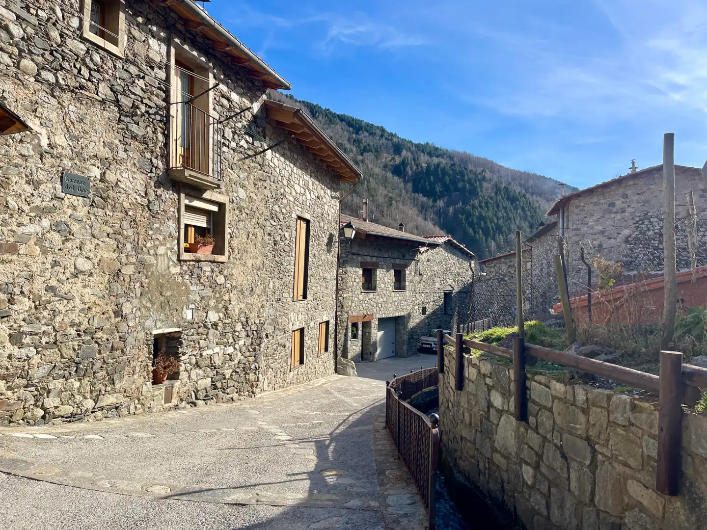Vista exterior de Finca rústica en venta en Setcases con Calefacción, Parquet y Trastero