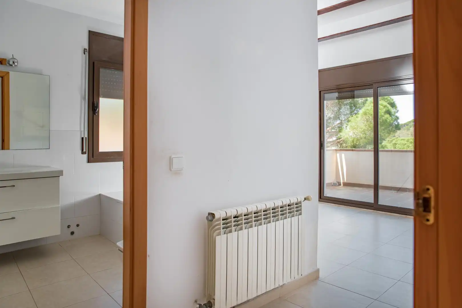 Villa con terrazza in vendita a Montgoda, imagen 16