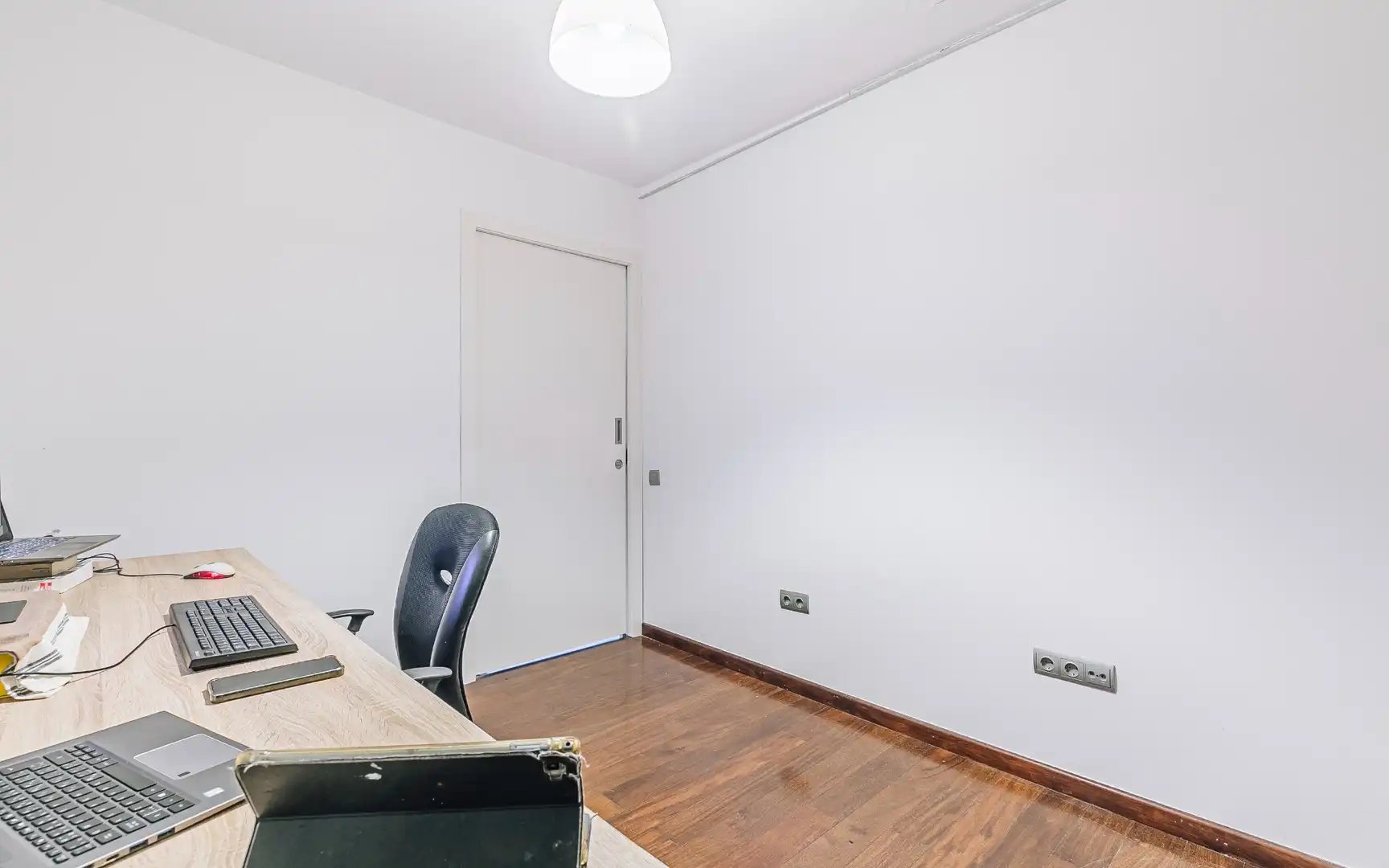 Schlafzimmer von Wohnung zum Verkauf in Barcelona mit Klimaanlage, Heizung und Möbliert