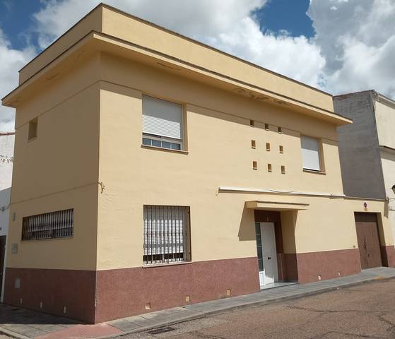 Casa-chalet en Venta en Calle Rafael Alberti, 11 en Talavera la Real
