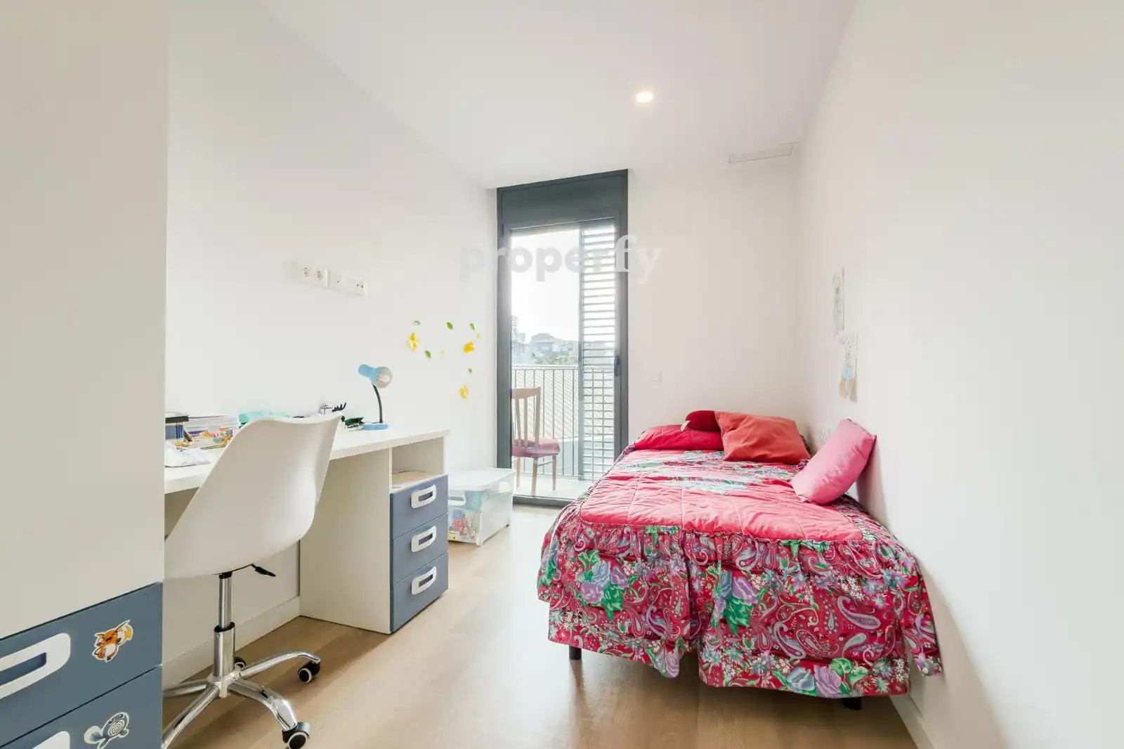 Flat for sale in Manuel de Falla de, Serra d'en Camaró