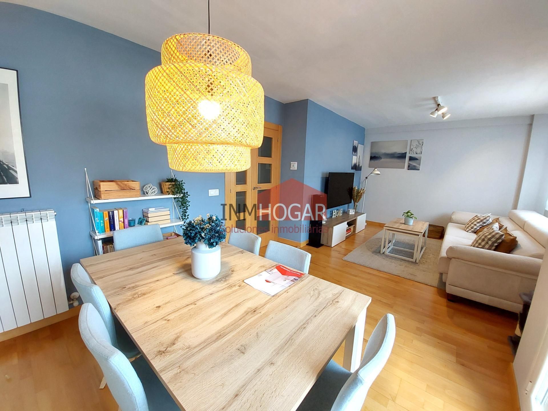 Sala d'estar de Casa o xalet en venda en Ávila Capital amb Calefacció, Terrassa i Traster