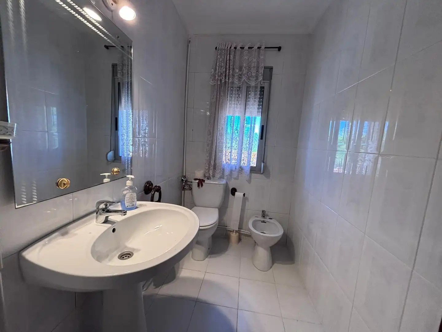 Baño de Casa o chalet en venta en Torrent con Jardín privado, Piscina y Amueblado