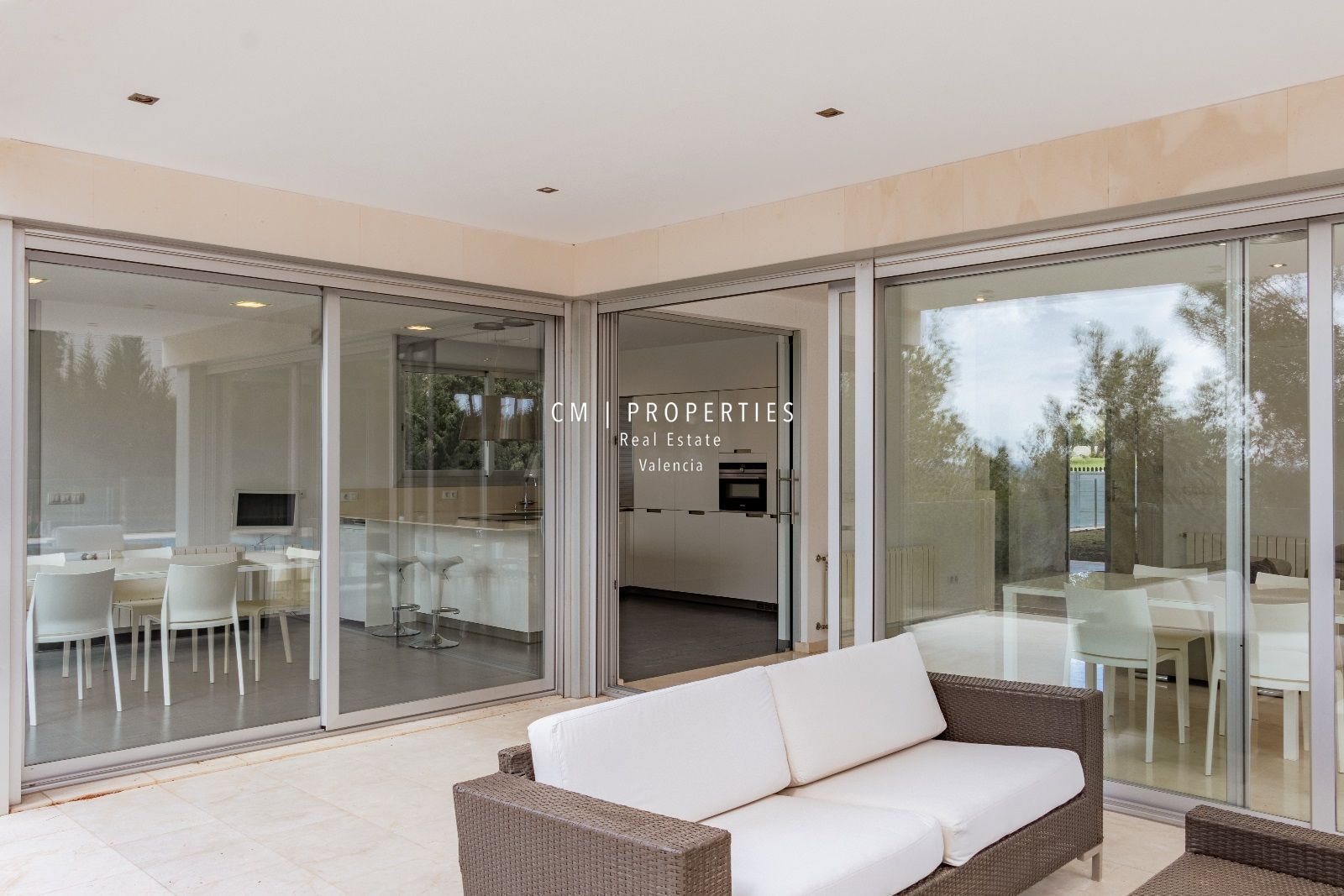 Terrace of House or chalet to rent in Chiva  with Air Conditioner, Heating and Terrace